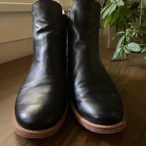 Fortress Chelsea Boots - size 40